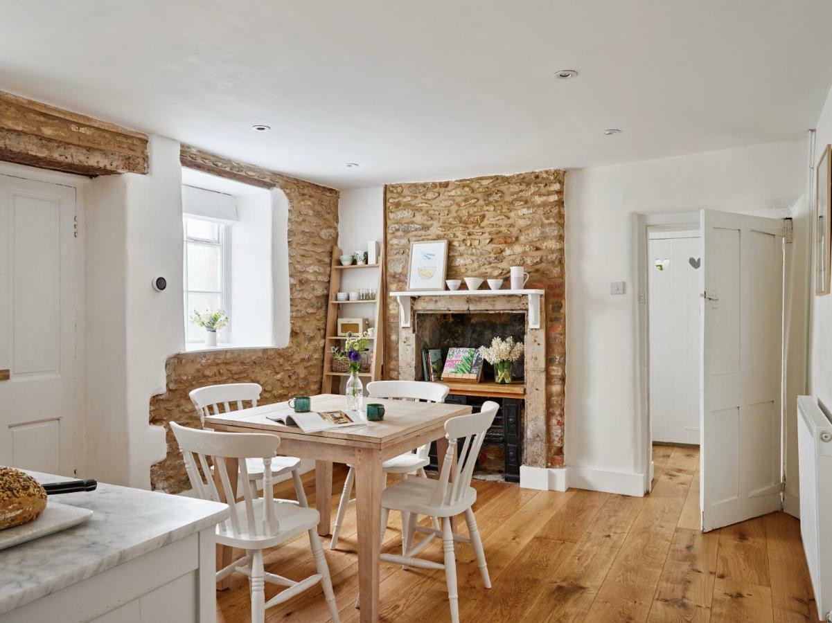 Artisan Cottage Chippenham  Ngoại thất bức ảnh